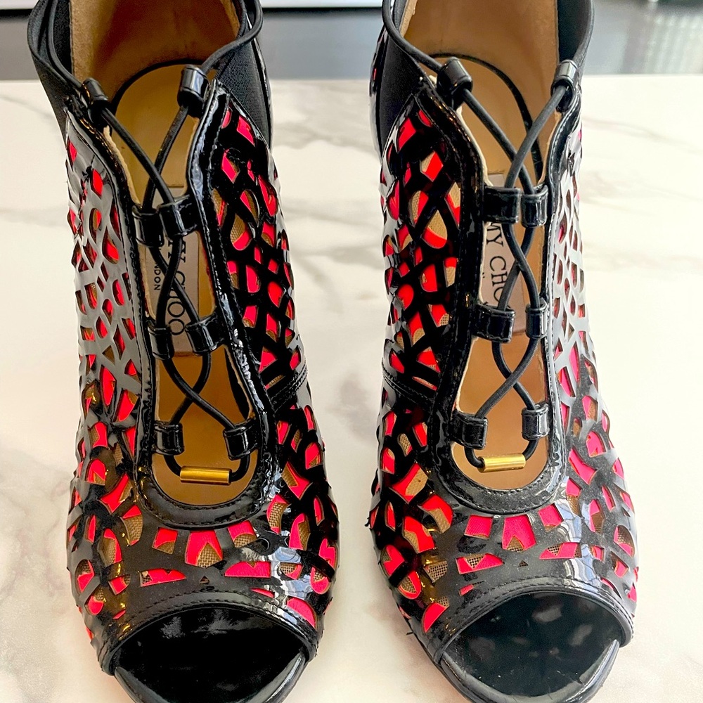 LIKE NEW: Jimmy Choo stilettos